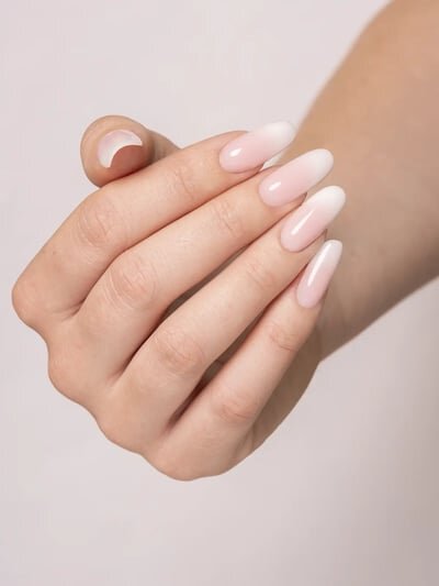 unghie nude babyboomer